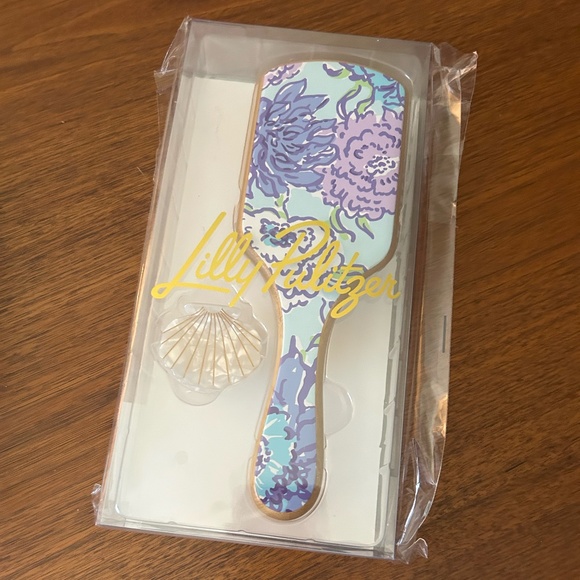 Lilly Pulitzer Other - Lilly Pulitzer GWP Hair Kit Let it Gogh Brush Shell Clip